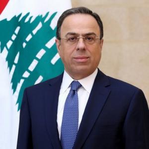 الوزير بطيش يستغراب التغاضي عن التحويلات إلى دولٍ أخرى غير سويسرا